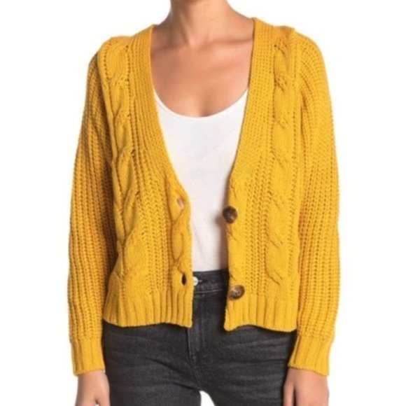 Cotton Emporium Sweaters - Cotton Emporium Cropped Cardigan NWT